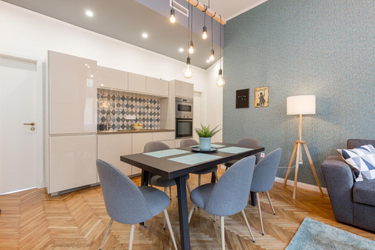 Royal Ferenciek Apartment Budapest Luaran gambar